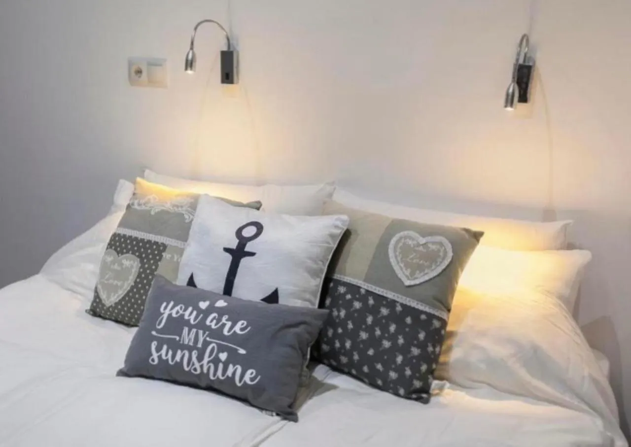 Adorable Urban Suites contacts