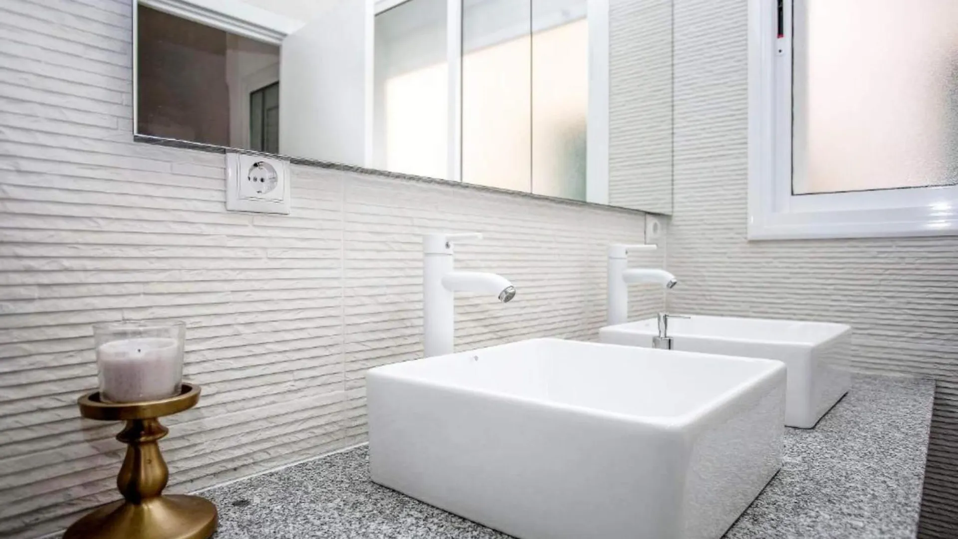 Adorable Urban Suites Las Palmas de Gran Canaria Spain